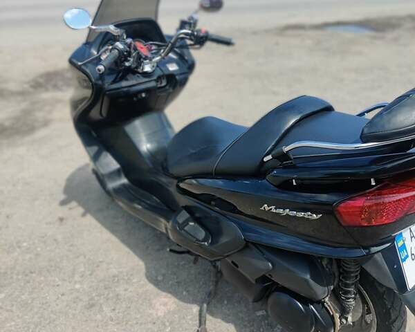 Черный Ямаха Majesty 250, объемом двигателя 0.25 л и пробегом 35 тыс. км за 1600 $, фото 1 на Automoto.ua