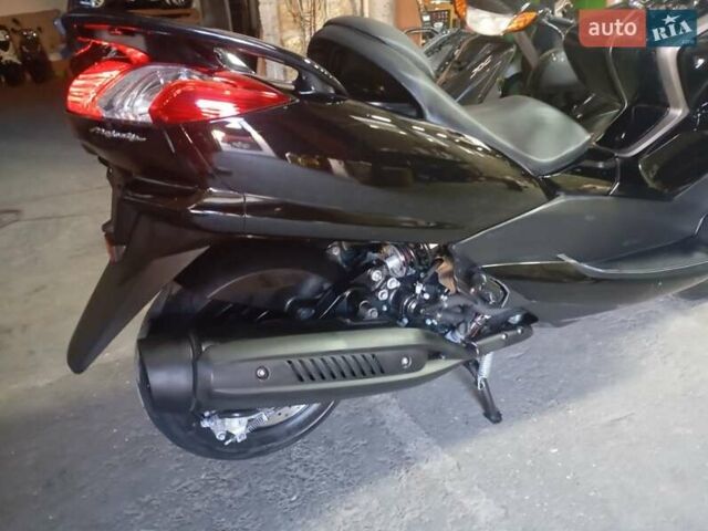 Черный Ямаха Majesty 250, объемом двигателя 0.25 л и пробегом 24 тыс. км за 3200 $, фото 3 на Automoto.ua