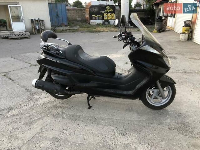 Чорний Ямаха Majesty 250, об'ємом двигуна 0.25 л та пробігом 29 тис. км за 1650 $, фото 1 на Automoto.ua