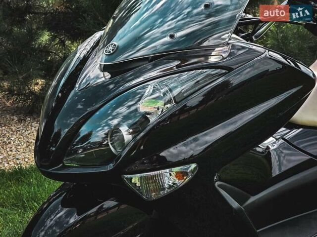 Красный Ямаха Majesty 250, объемом двигателя 0 л и пробегом 11 тыс. км за 2599 $, фото 4 на Automoto.ua