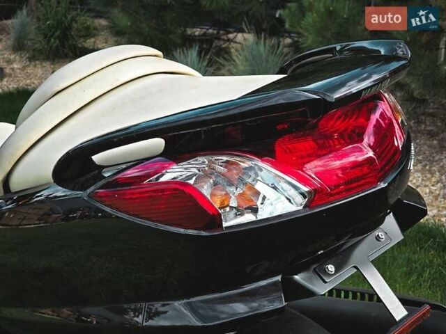 Красный Ямаха Majesty 250, объемом двигателя 0 л и пробегом 11 тыс. км за 2599 $, фото 9 на Automoto.ua