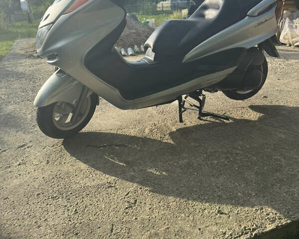 Ямаха Majesty 250, объемом двигателя 0.25 л и пробегом 30 тыс. км за 750 $, фото 5 на Automoto.ua