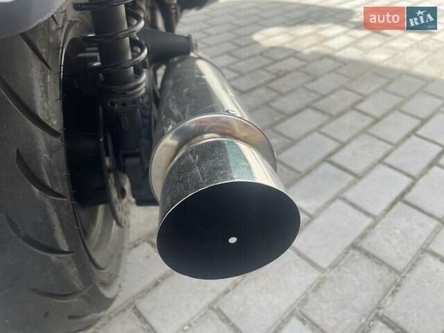 Ямаха Majesty 250, объемом двигателя 0 л и пробегом 40 тыс. км за 2200 $, фото 16 на Automoto.ua