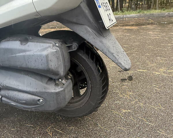 Ямаха Majesty 250, об'ємом двигуна 0.25 л та пробігом 27 тис. км за 2200 $, фото 11 на Automoto.ua