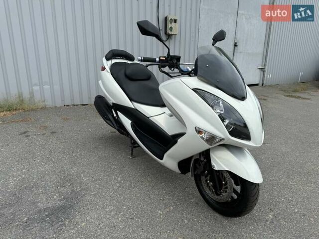 Ямаха Majesty 250, объемом двигателя 0 л и пробегом 32 тыс. км за 2500 $, фото 3 на Automoto.ua