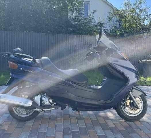 Ямаха Majesty 250, объемом двигателя 0.25 л и пробегом 0 тыс. км за 1432 $, фото 1 на Automoto.ua