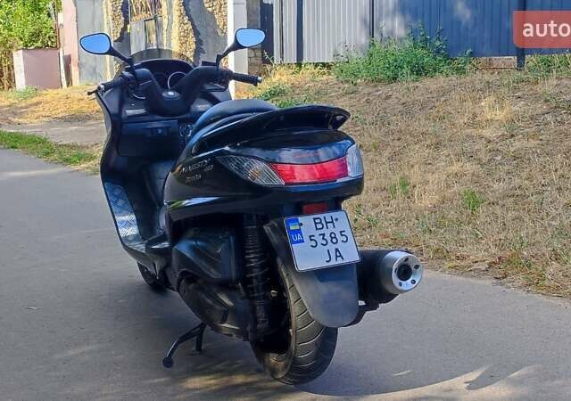 Черный Ямаха Majesty 400, объемом двигателя 0 л и пробегом 29 тыс. км за 1999 $, фото 7 на Automoto.ua