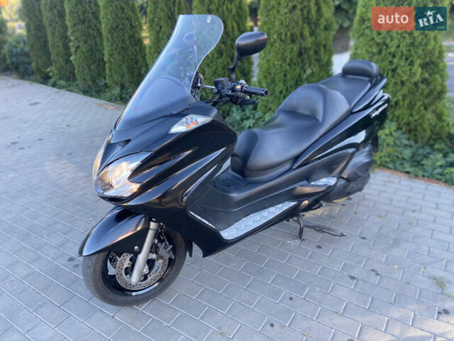Черный Ямаха Majesty 400, объемом двигателя 0.4 л и пробегом 21 тыс. км за 2999 $, фото 13 на Automoto.ua