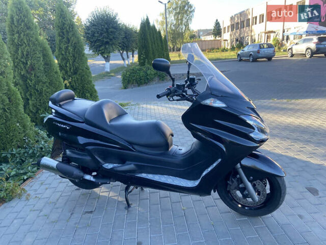 Черный Ямаха Majesty 400, объемом двигателя 0.4 л и пробегом 21 тыс. км за 2999 $, фото 5 на Automoto.ua