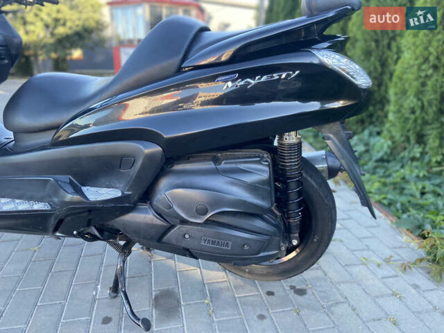 Черный Ямаха Majesty 400, объемом двигателя 0.4 л и пробегом 21 тыс. км за 2999 $, фото 14 на Automoto.ua
