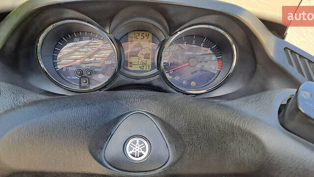 Ямаха Majesty 400, объемом двигателя 0.4 л и пробегом 50 тыс. км за 2400 $, фото 4 на Automoto.ua