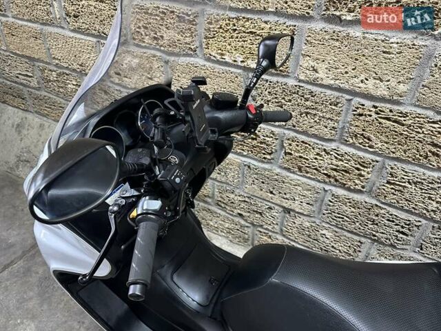 Ямаха Majesty 400, объемом двигателя 0 л и пробегом 28 тыс. км за 2500 $, фото 8 на Automoto.ua