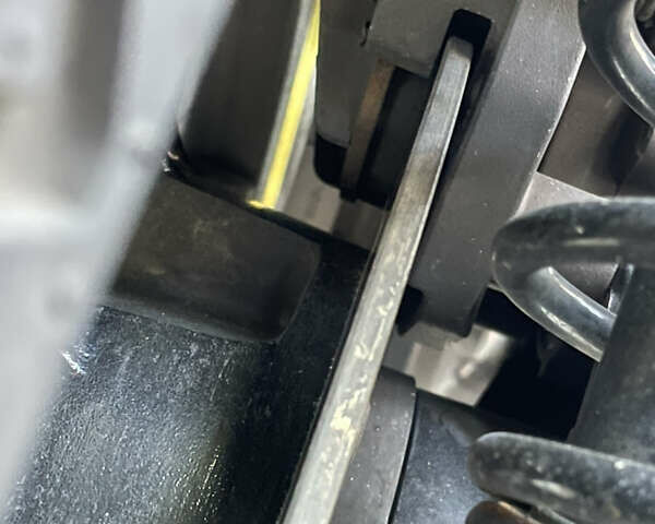 Ямаха Majesty 400, объемом двигателя 0.4 л и пробегом 43 тыс. км за 3000 $, фото 13 на Automoto.ua