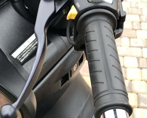 Серый Ямаха Majesty 400, объемом двигателя 0 л и пробегом 26 тыс. км за 2650 $, фото 9 на Automoto.ua