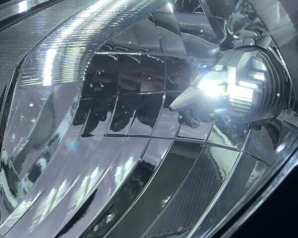 Серый Ямаха Majesty 400, объемом двигателя 0 л и пробегом 26 тыс. км за 2650 $, фото 38 на Automoto.ua