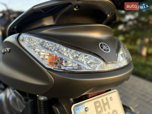 Серый Ямаха Majesty 400, объемом двигателя 0.4 л и пробегом 33 тыс. км за 3800 $, фото 12 на Automoto.ua