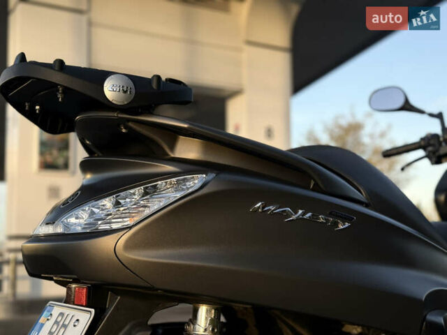Серый Ямаха Majesty 400, объемом двигателя 0.4 л и пробегом 33 тыс. км за 3800 $, фото 35 на Automoto.ua