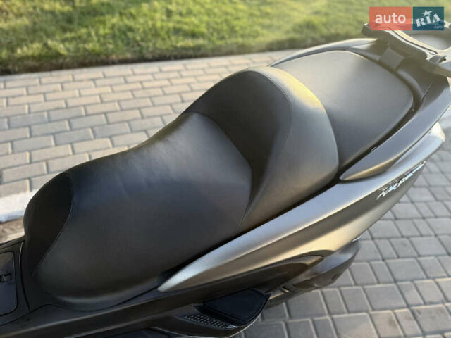 Серый Ямаха Majesty 400, объемом двигателя 0.4 л и пробегом 33 тыс. км за 3800 $, фото 31 на Automoto.ua