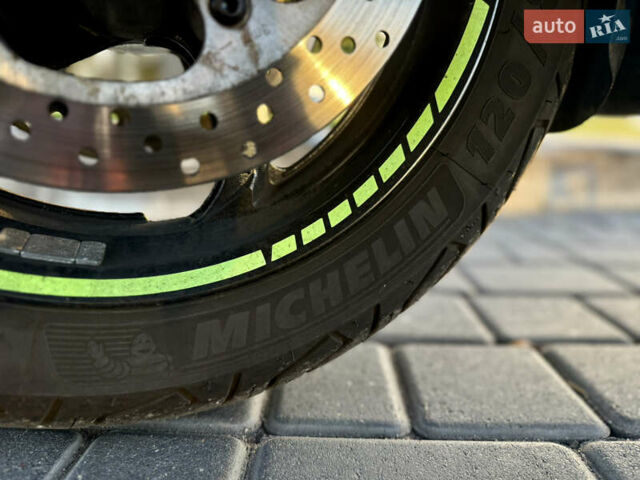 Серый Ямаха Majesty 400, объемом двигателя 0.4 л и пробегом 33 тыс. км за 3800 $, фото 29 на Automoto.ua