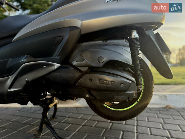 Серый Ямаха Majesty 400, объемом двигателя 0.4 л и пробегом 33 тыс. км за 3800 $, фото 13 на Automoto.ua