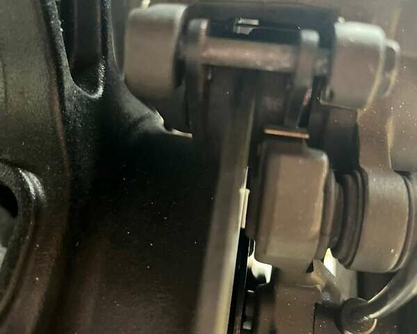 Черный Ямаха MT-03, объемом двигателя 0.32 л и пробегом 19 тыс. км за 5300 $, фото 32 на Automoto.ua