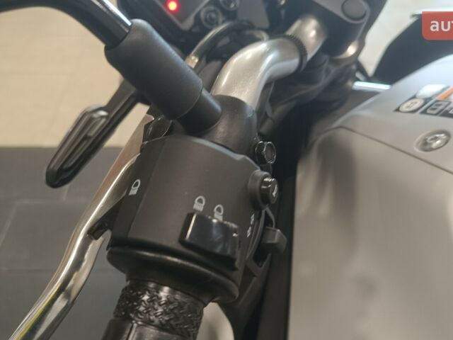 Ямаха MT-03, объемом двигателя 0.32 л и пробегом 0 тыс. км за 7115 $, фото 23 на Automoto.ua