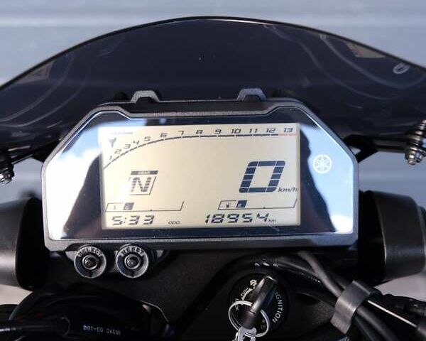 Серый Ямаха MT-03, объемом двигателя 0.32 л и пробегом 18 тыс. км за 5500 $, фото 3 на Automoto.ua