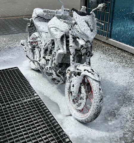 Серый Ямаха MT-03, объемом двигателя 0.4 л и пробегом 4 тыс. км за 5600 $, фото 1 на Automoto.ua