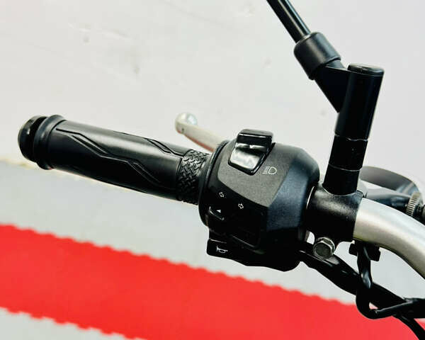 Серый Ямаха MT-03, объемом двигателя 0.32 л и пробегом 3 тыс. км за 5000 $, фото 22 на Automoto.ua