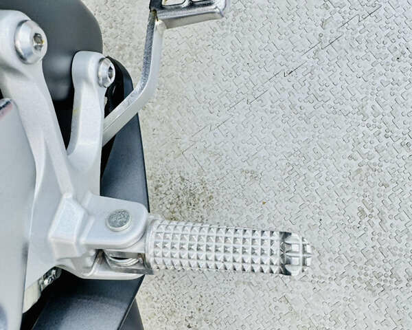 Серый Ямаха MT-03, объемом двигателя 0.32 л и пробегом 3 тыс. км за 5000 $, фото 19 на Automoto.ua