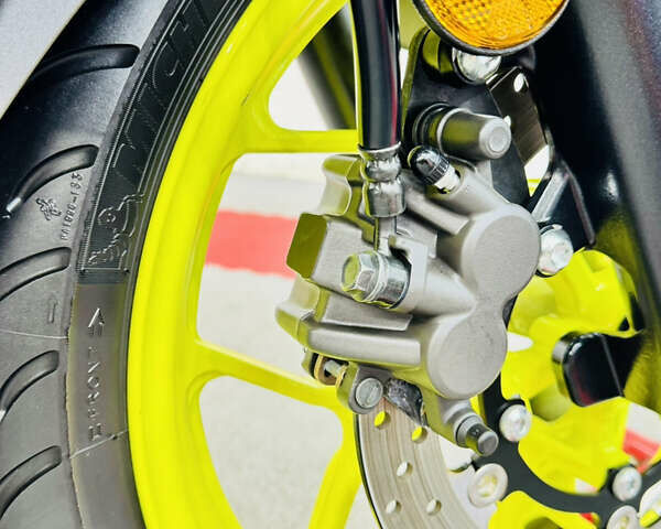 Серый Ямаха MT-03, объемом двигателя 0.32 л и пробегом 3 тыс. км за 5000 $, фото 12 на Automoto.ua