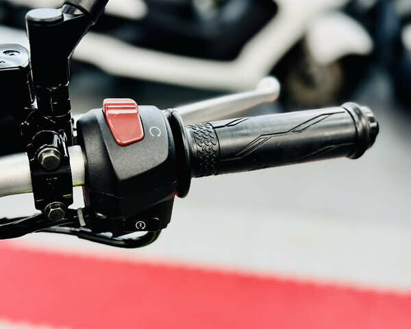 Серый Ямаха MT-03, объемом двигателя 0.32 л и пробегом 3 тыс. км за 5000 $, фото 21 на Automoto.ua