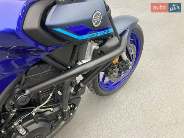 Синий Ямаха MT-03, объемом двигателя 0.32 л и пробегом 9 тыс. км за 5200 $, фото 6 на Automoto.ua