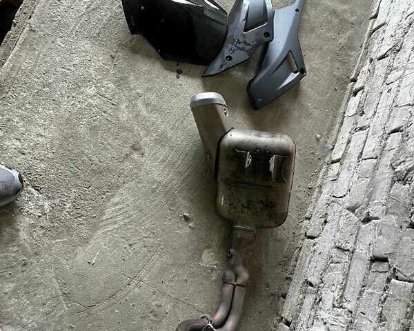 Чорний Ямаха MT-07, об'ємом двигуна 0.69 л та пробігом 7 тис. км за 8500 $, фото 12 на Automoto.ua