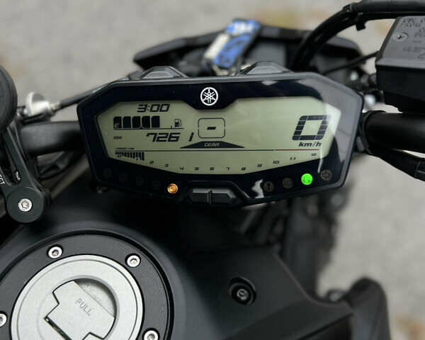 Чорний Ямаха MT-07, об'ємом двигуна 0.69 л та пробігом 7 тис. км за 8500 $, фото 3 на Automoto.ua