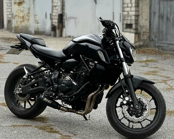 Чорний Ямаха MT-07, об'ємом двигуна 0.69 л та пробігом 7 тис. км за 8500 $, фото 8 на Automoto.ua