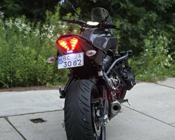 Черный Ямаха MT-07, объемом двигателя 0.69 л и пробегом 26 тыс. км за 7450 $, фото 3 на Automoto.ua