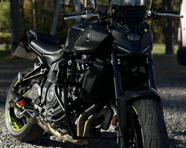 Чорний Ямаха MT-07, об'ємом двигуна 0 л та пробігом 5 тис. км за 9900 $, фото 11 на Automoto.ua