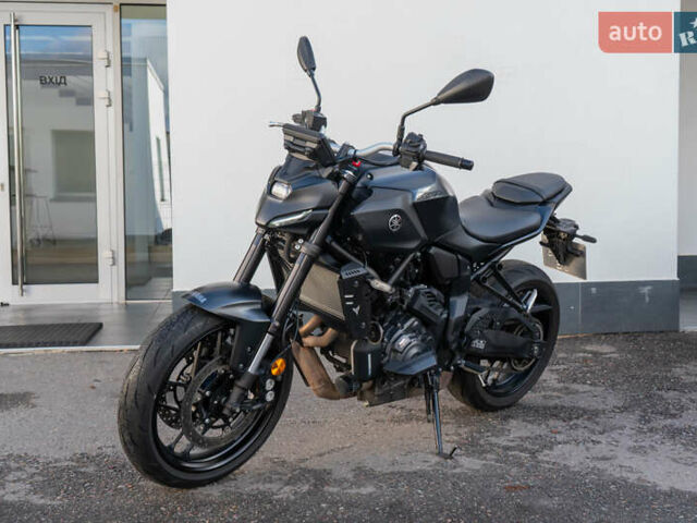 Чорний Ямаха MT-07, об'ємом двигуна 0.69 л та пробігом 4 тис. км за 11200 $, фото 9 на Automoto.ua