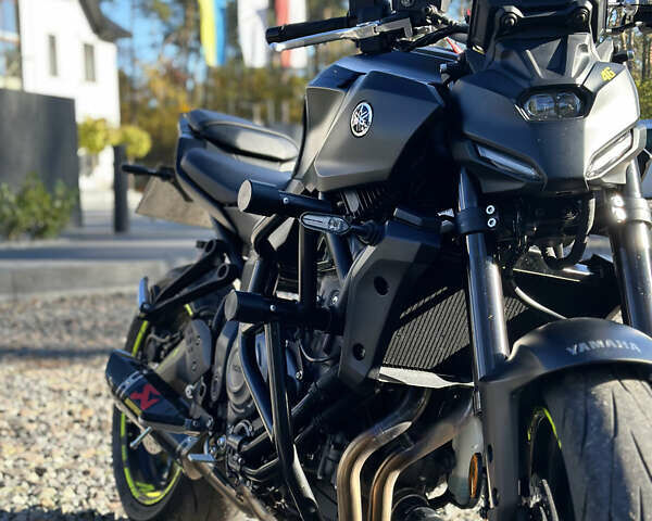 Чорний Ямаха MT-07, об'ємом двигуна 0 л та пробігом 5 тис. км за 9900 $, фото 4 на Automoto.ua