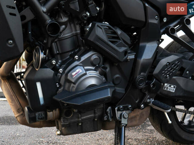 Чорний Ямаха MT-07, об'ємом двигуна 0.69 л та пробігом 4 тис. км за 11200 $, фото 10 на Automoto.ua