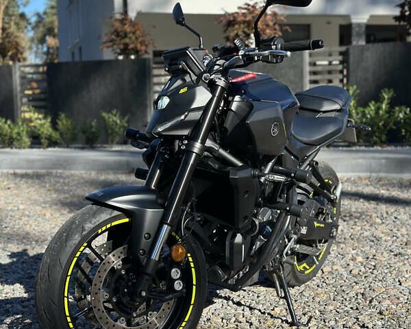 Чорний Ямаха MT-07, об'ємом двигуна 0 л та пробігом 5 тис. км за 9900 $, фото 3 на Automoto.ua