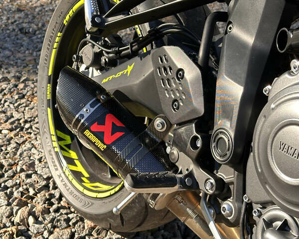 Чорний Ямаха MT-07, об'ємом двигуна 0 л та пробігом 5 тис. км за 9900 $, фото 17 на Automoto.ua