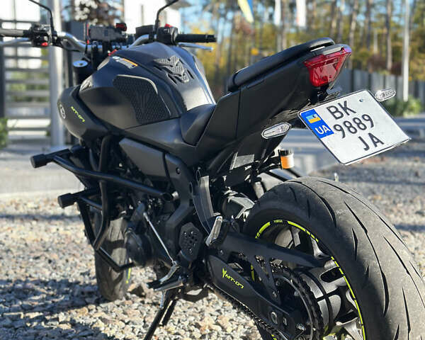Чорний Ямаха MT-07, об'ємом двигуна 0 л та пробігом 5 тис. км за 9900 $, фото 9 на Automoto.ua