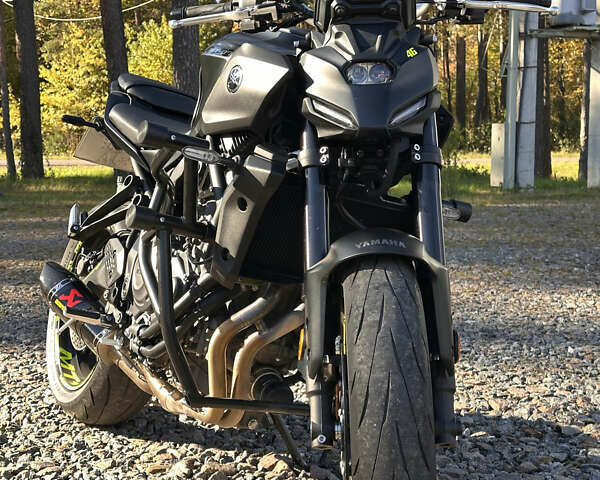 Чорний Ямаха MT-07, об'ємом двигуна 0 л та пробігом 5 тис. км за 9900 $, фото 20 на Automoto.ua