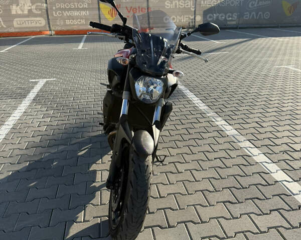 Красный Ямаха MT-07, объемом двигателя 0.69 л и пробегом 35 тыс. км за 7000 $, фото 2 на Automoto.ua
