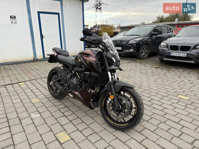 Ямаха MT-07, объемом двигателя 0.7 л и пробегом 10 тыс. км за 8400 $, фото 13 на Automoto.ua