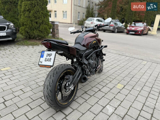 Ямаха MT-07, объемом двигателя 0.7 л и пробегом 10 тыс. км за 8400 $, фото 1 на Automoto.ua