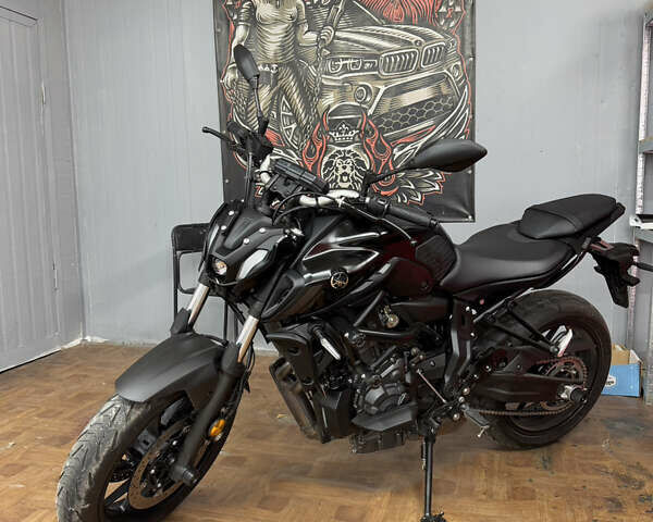 Ямаха MT-07, объемом двигателя 0.7 л и пробегом 10 тыс. км за 8400 $, фото 21 на Automoto.ua