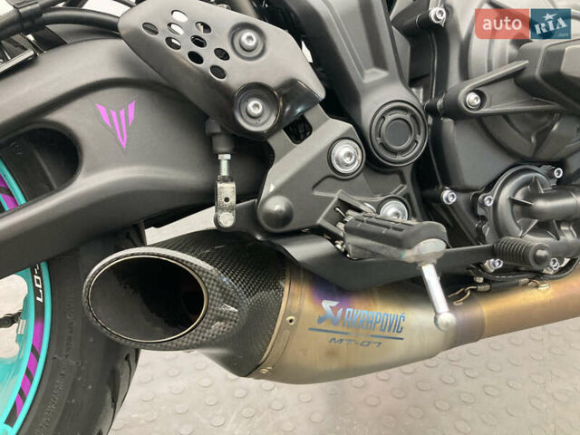 Сірий Ямаха MT-07, об'ємом двигуна 0.69 л та пробігом 14 тис. км за 8200 $, фото 6 на Automoto.ua